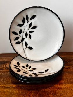 Gibson Designs Kai II 11” Dinner Plates – Set of 4 – Discontinued