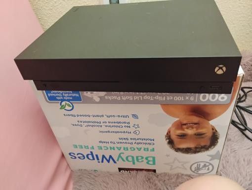 Xbox One X