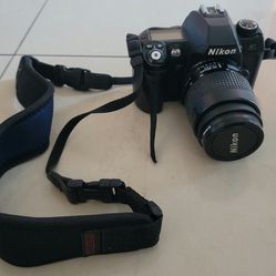 Nikon Camera With Case 
