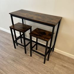 Set 2 stools and bar table