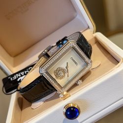 Chanel classic watch, fashionable women's luxury wristwatch