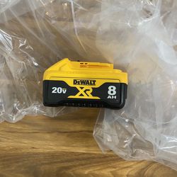 Dewalt 20v XR 8.0 Battery 