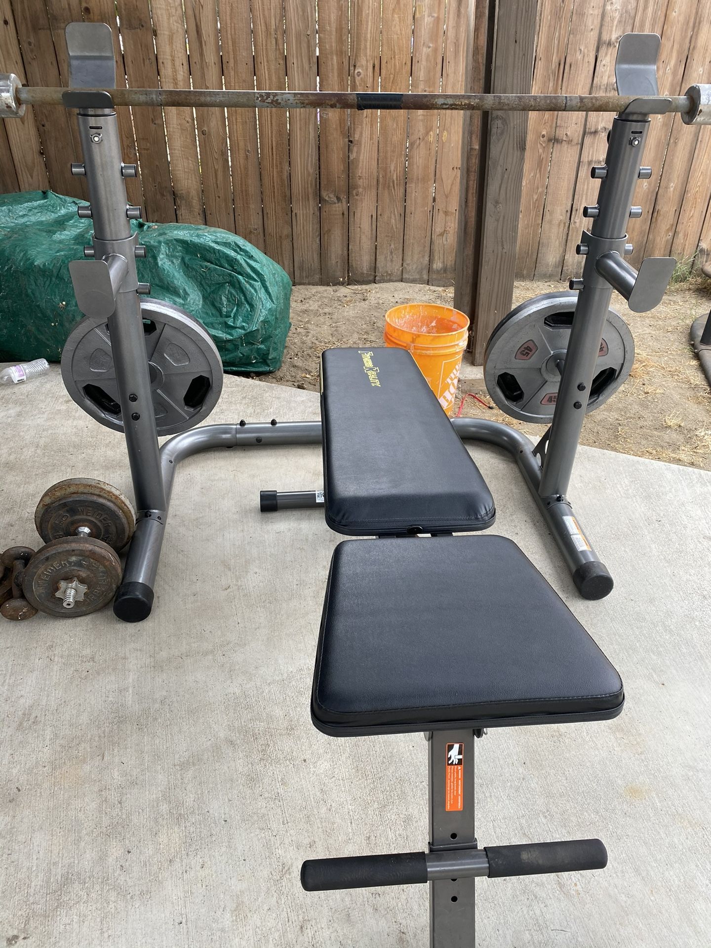 Olympic Weight Set for Sale in Mentone, CA OfferUp