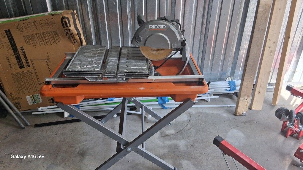 RIDGID Tile Saw & RyOBI Table Saw