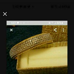 NIB*BANGLE BRACELET *GOLD PLATED DIAMOND 💎 PAVE