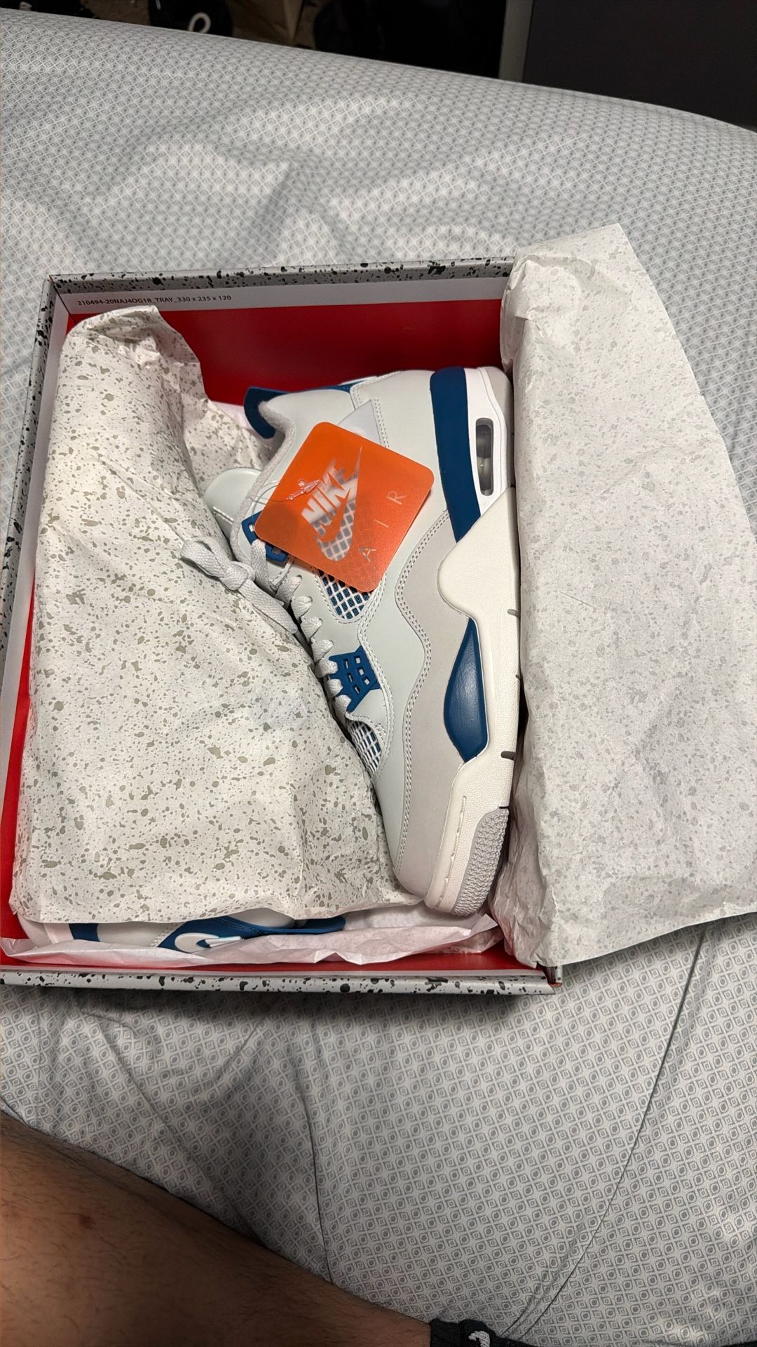 Air Jordan Retro 4s Military Blues Size 9 In Men