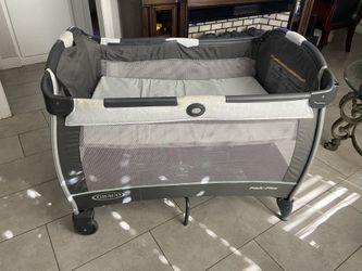 Graco Play Pen 