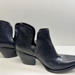 New!! Ariat Dixon Black Leather Ankle Booties Women’s 9B
