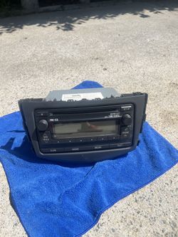 2012 TOYOTA RAV4 AM-FM CD RADIO STERO RECEIVER 86120-0R130   518C3