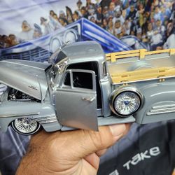 1951 CHEVROLET LOWRIDER  JADA Toys 