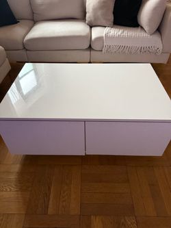 White minimalist coffee table