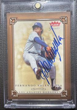 2004 Fernando Valenzuela Fleer Greats “Autographed” Card