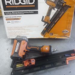 Pneumatic 21-Degree 3-1/2 in. Round Head Framing Nailer