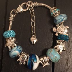 7” Ocean Wave 925 Silver Plated Charm Bracelet with Murano Glass Beads and Austrian Crystal Beads (seashell, turtle, starfish, heart)
