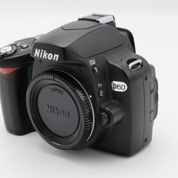 Nikon D60 DSLR Kit – 50mm 1.4 + 18-200mm VR II + SB-600 Flash