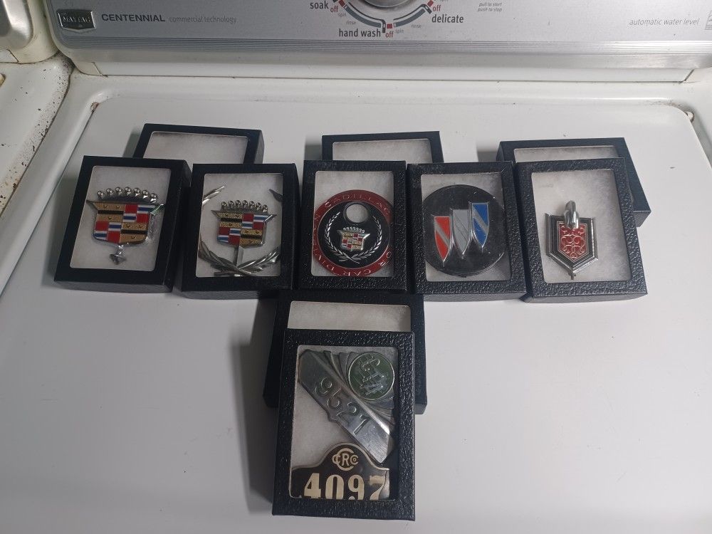 Classic Car Emblems & CTA Pins