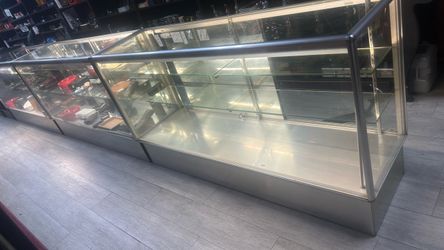 Heavy duty store showcase with lights and shelves