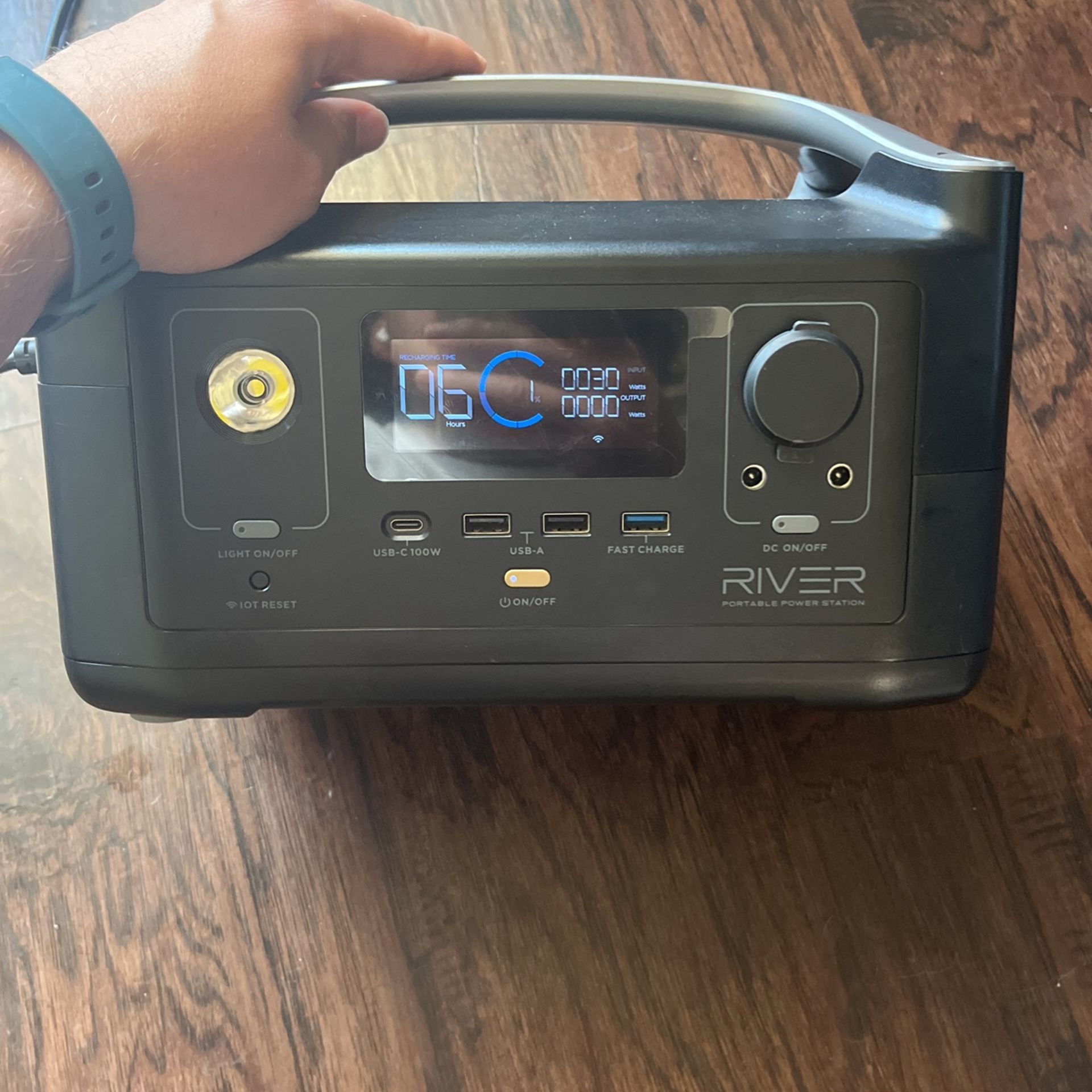 ef ecoflow river 288wh Power Bank Supply Station Portable Backup