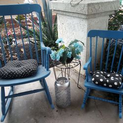 Adult And Child Matching Wooden Rockers