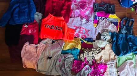 Girls clothes size 4-5T
