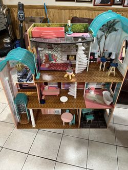 Dream Doll House