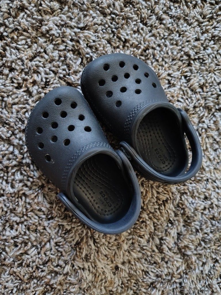 Crocs