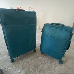 IT Luggages
