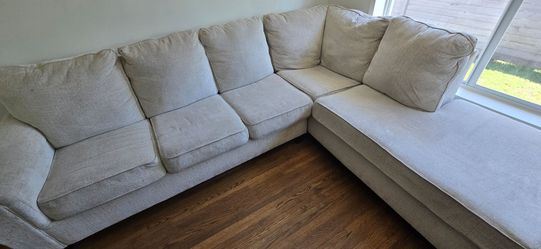 Light Beige Sectional Sofa with Chaise