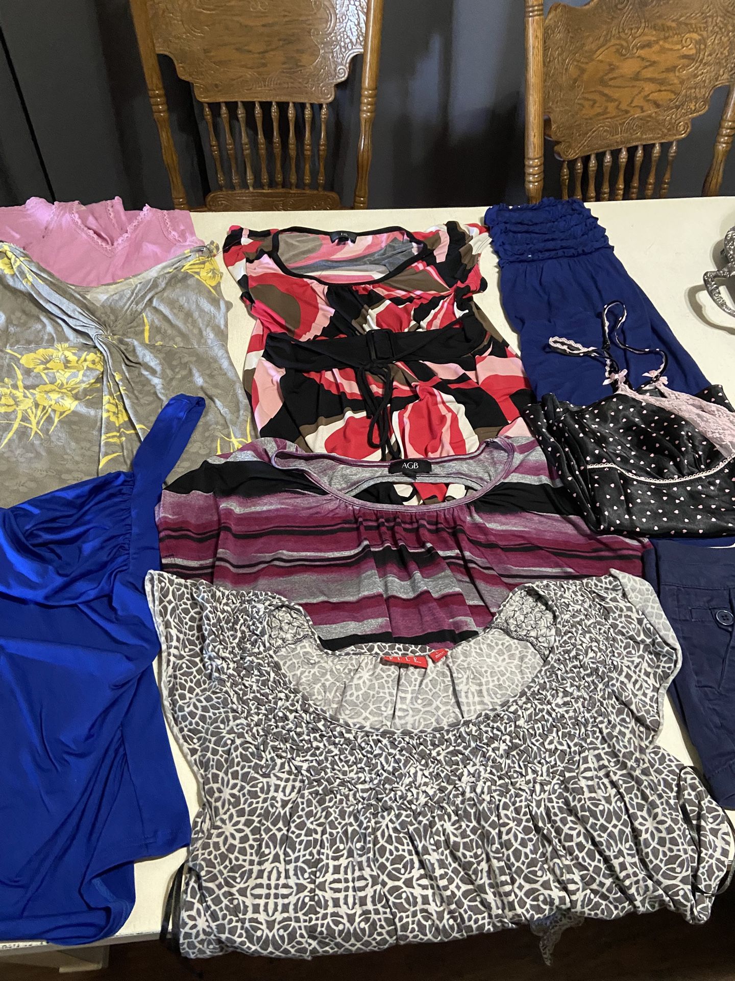 Women’s Clothing Bundle Size Large