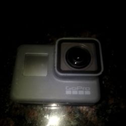 Gopro  Hero 5 Black With 128gb SD Card And Case