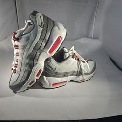 Nike Air Max 95 – Youth Size 5.5Y – Lightly Used