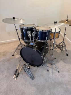 Complete 5 piece drum set 22” bass  maple snare new crash ride quiet cymbals stands pearl pedal hihat throne $335 cash in Upland 91784
