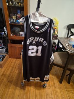 Throw Back Tim Duncan