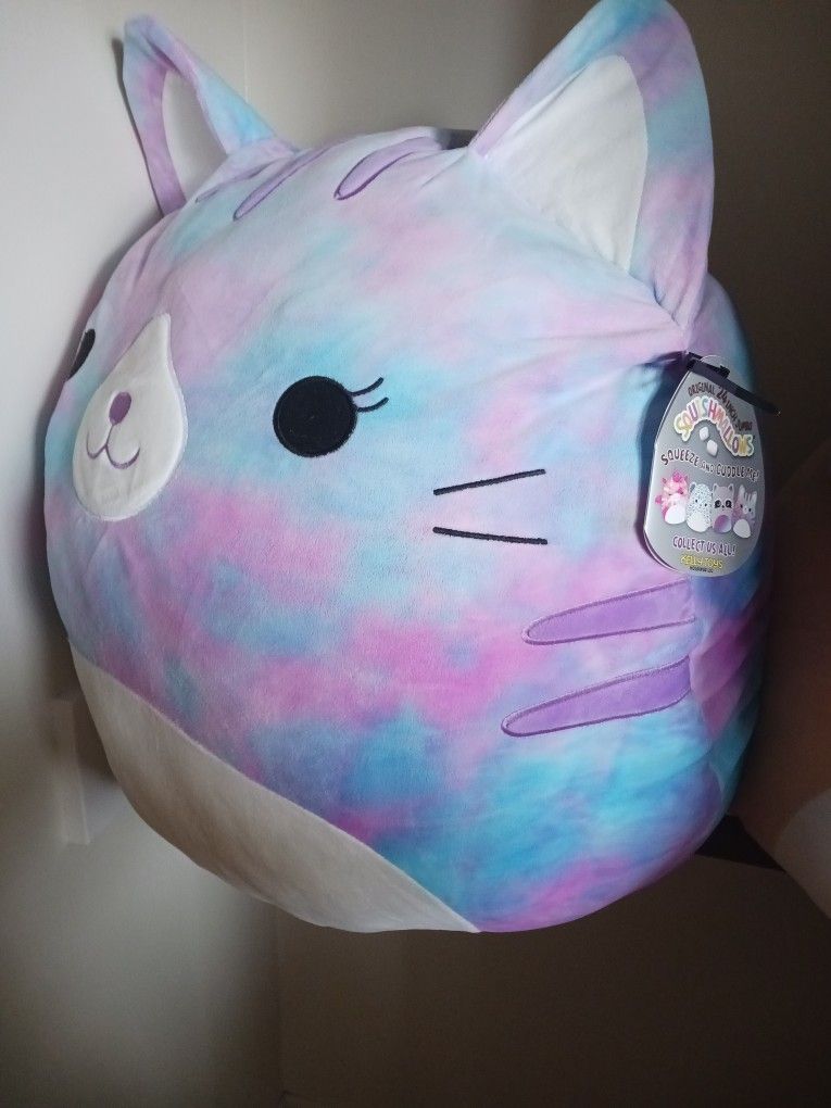 ELOISE JUMBO SQUISHMALLOW