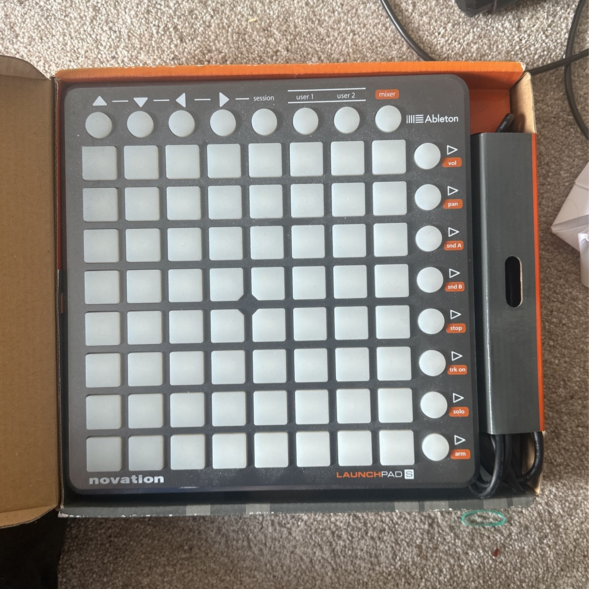 Novation Launchpad s