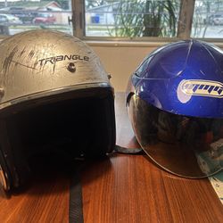 2 Motorcycle Helmets 