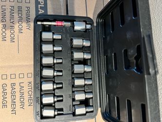 Screw extractor set