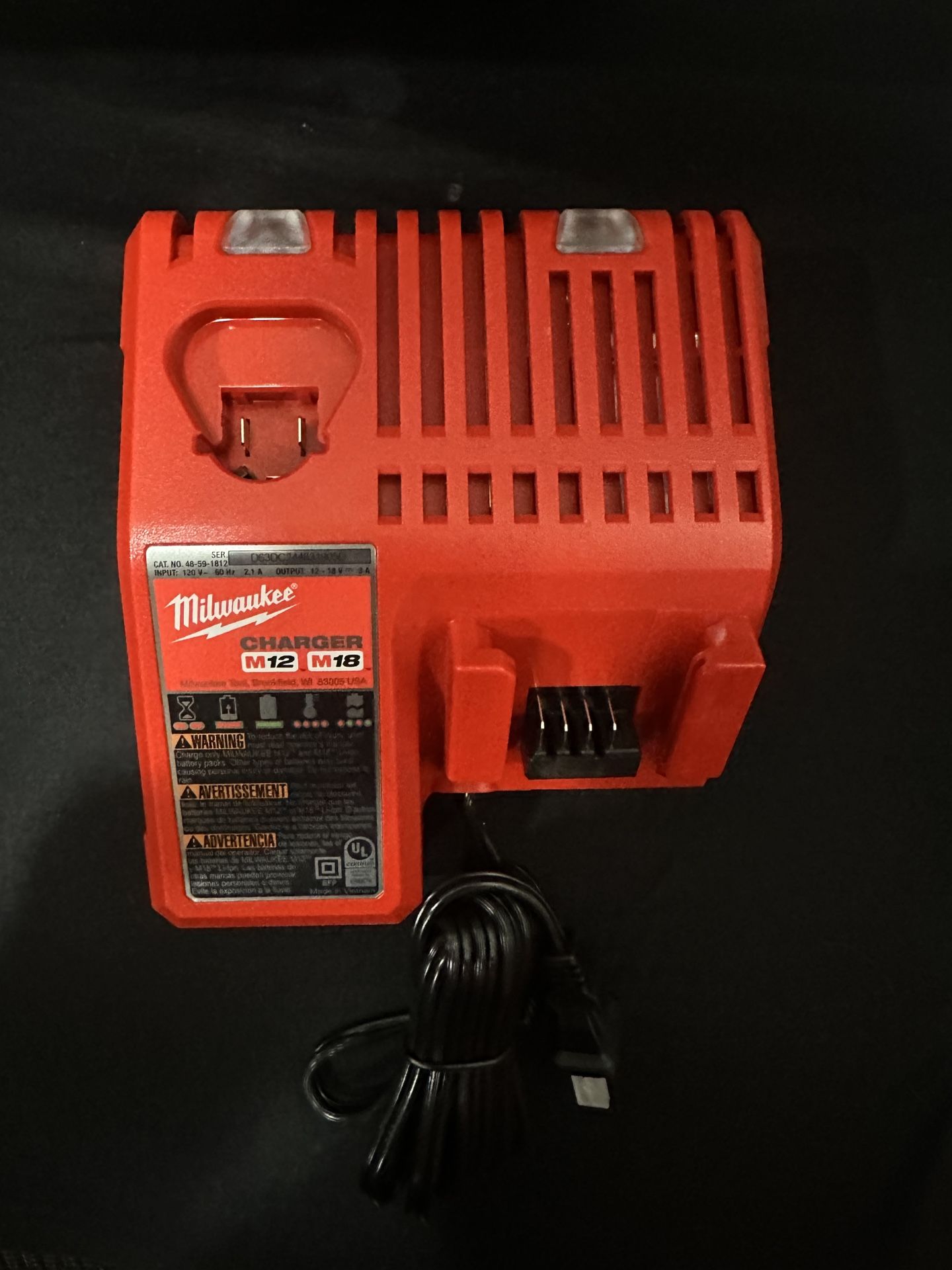 Milwaukee M12 / M18 Battery Charger (new)