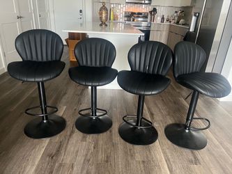 Set of 4 Black Adjustable Bar Stools