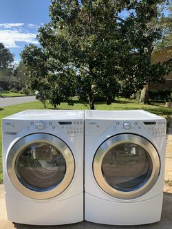 🌊Stackable Matching Whirlpool Frontloader Washer and Dryer Set Available🌊