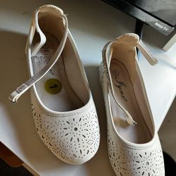 Girl White Flats 