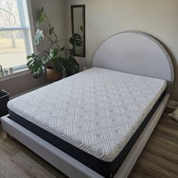 Queen Size Bed Set & Memory Foam Mattress