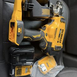Dewalt Nail Gun 