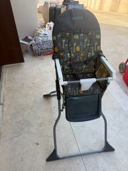 COSCO Kids High Chair with Animal Print
