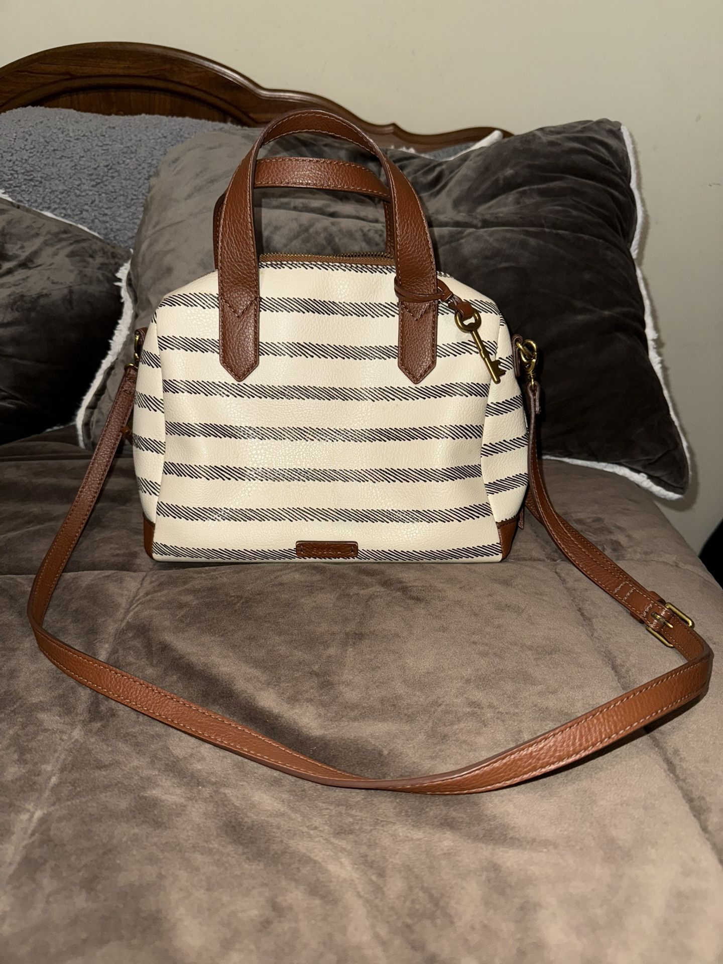 Fossil Bag