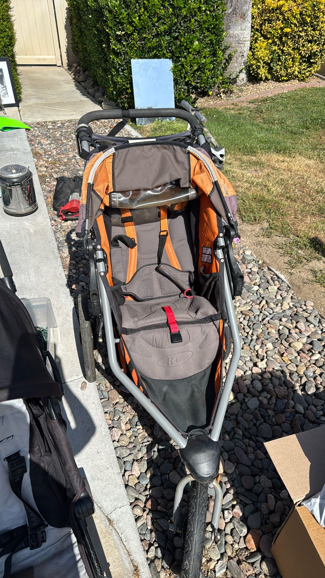 Bob Revolution SE stroller