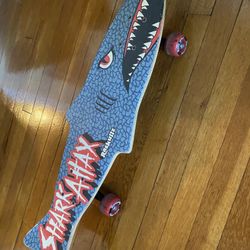 VINTAGE RASKULLZ SHARK ATTAX WOODEN SKATEBOARD 29” SHARK SHAPED