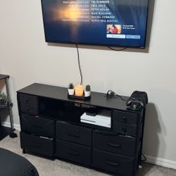 dresser/tv stand  (NEED GONE ASAP)
