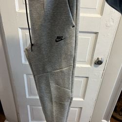 Nike Fleece Tech Joggers 