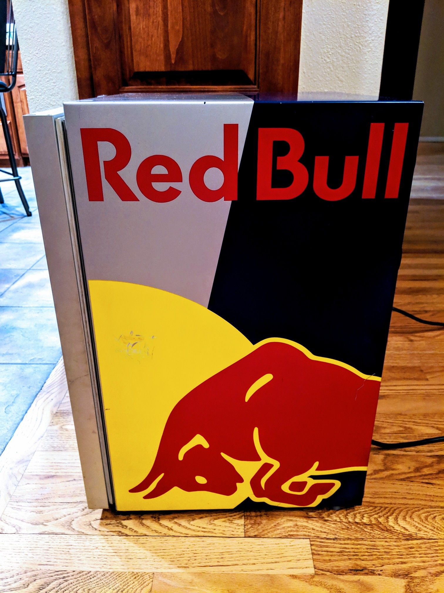 RARE RED BULL MINI FRIDGE BidBud atelieryuwa.ciao.jp